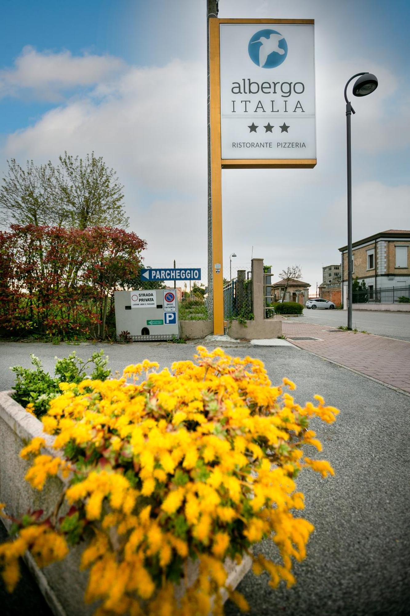 Italia Hotel 3*
