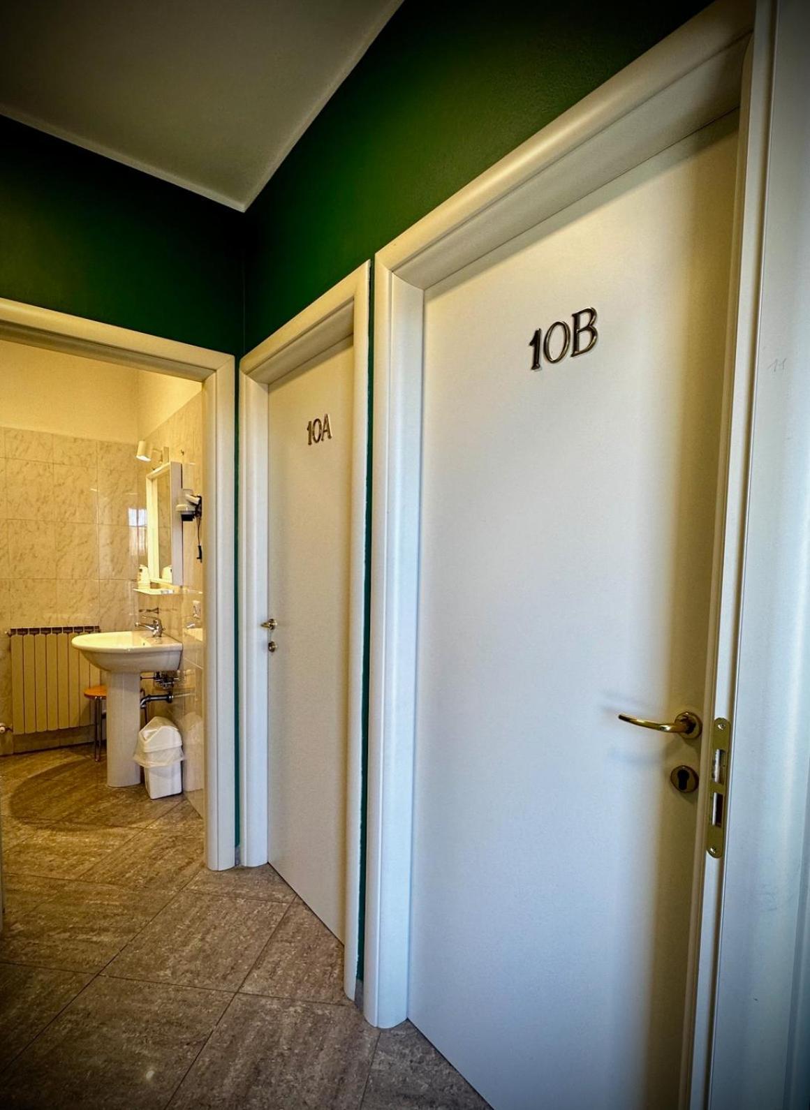 Italia Hotel 3*
