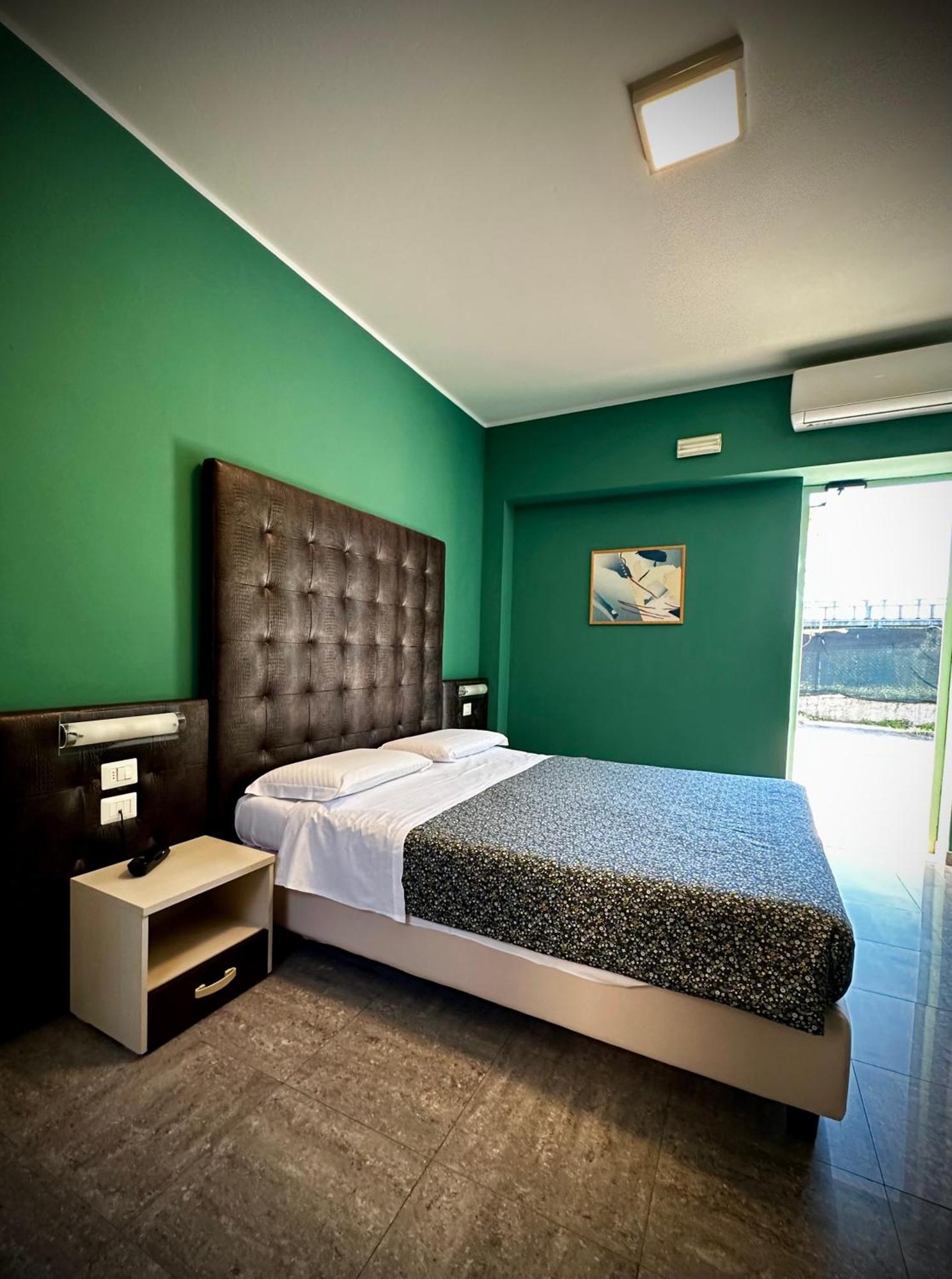 Hotel Italia